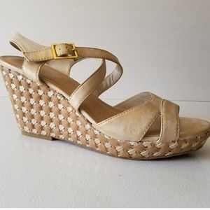 Kelly & Katie wedges